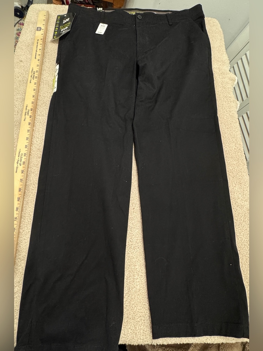 NWT Lee Extreme Motion Regular Straight Pants 42x32 Black Stretch